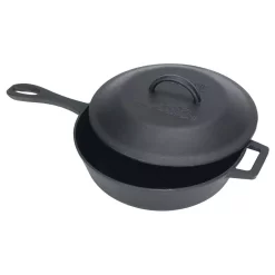 Bayou Classic 10.5 In. Cast Iron Skillet In Black With Lid