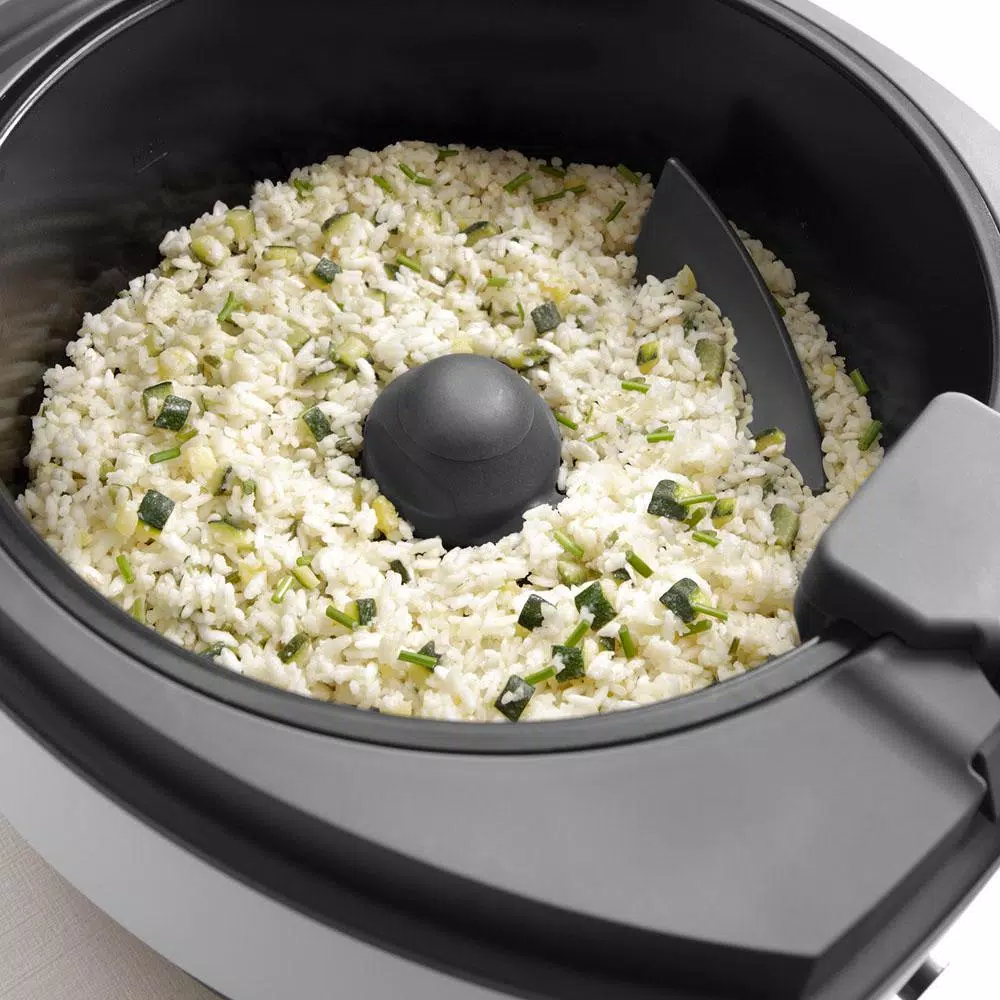 DeLonghi MultiFry FH1363 4.75 Qt. Black Electric Multi-Cooker And Air Fryer - Image 4