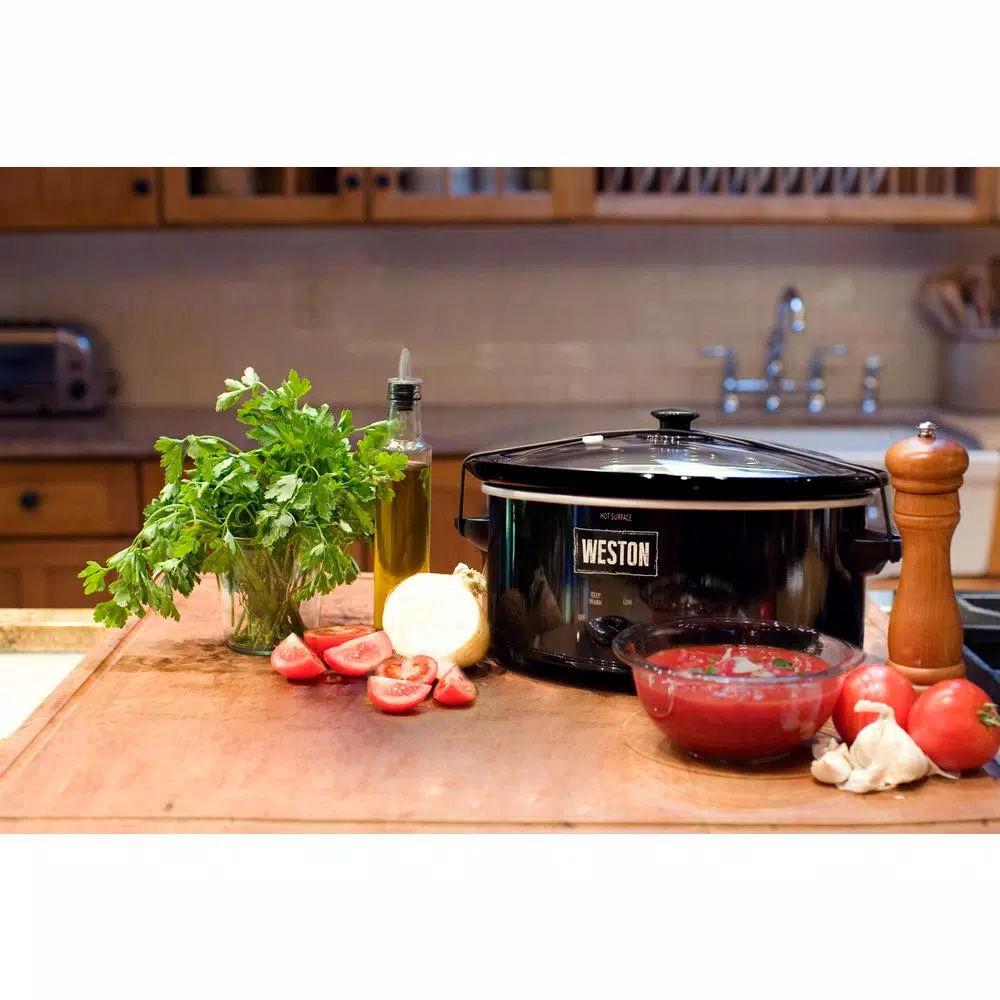 Weston 5 Qt. Black Slow Cooker With Locking Lid And Temperature Settings - Image 2