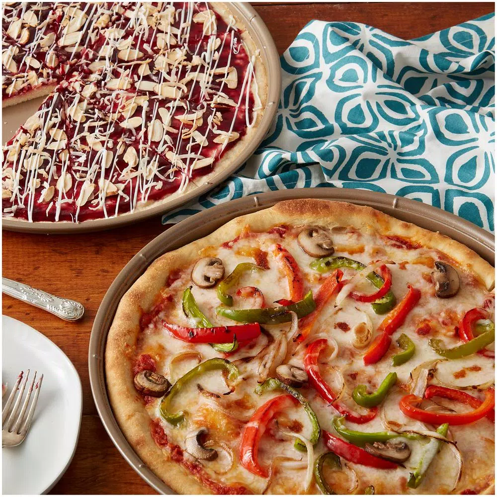 Wilton Ceramic-Coated 14 In. Non-Stick Pizza Pans (Set Of 2) - Image 3