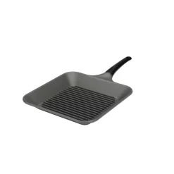 Nordic Ware Pro Cast 10.5 In. Cast Aluminum Nonstick Grill Pan In Gray