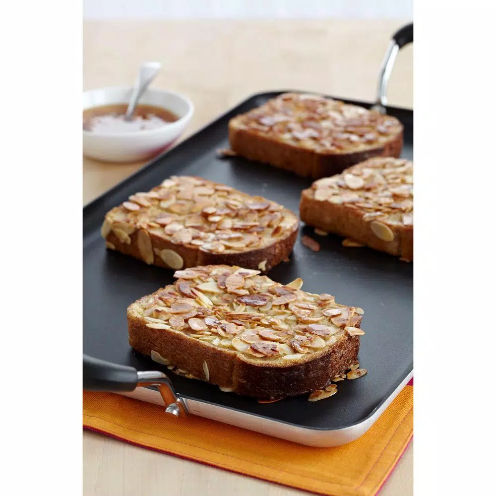 IMUSA 26 In. Nonstick Double Burner Griddle - Image 4