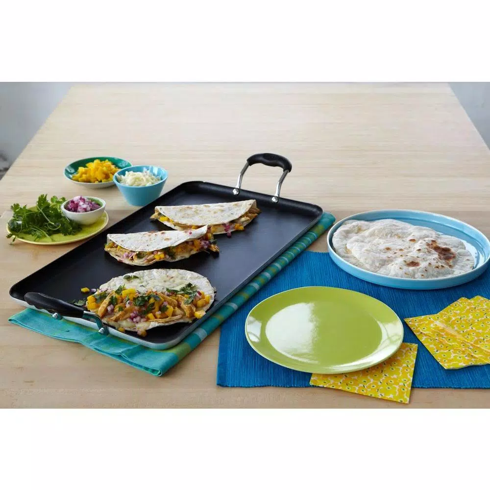 IMUSA 26 In. Nonstick Double Burner Griddle - Image 8