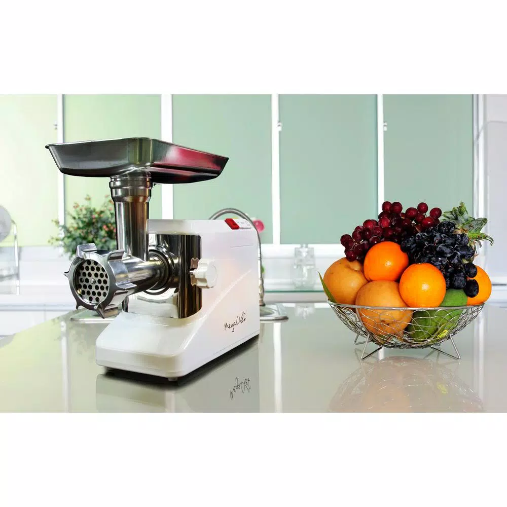 MegaChef MG-750 1800W Meat Grinder With Kibbe And Sausage Attachments - Image 4
