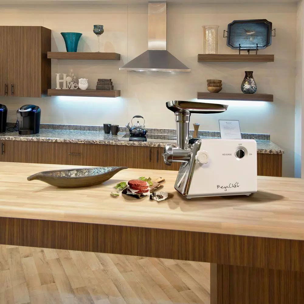 MegaChef MG-700 1200W Meat Grinder With Sausage And Kibbe Attachments - Image 4