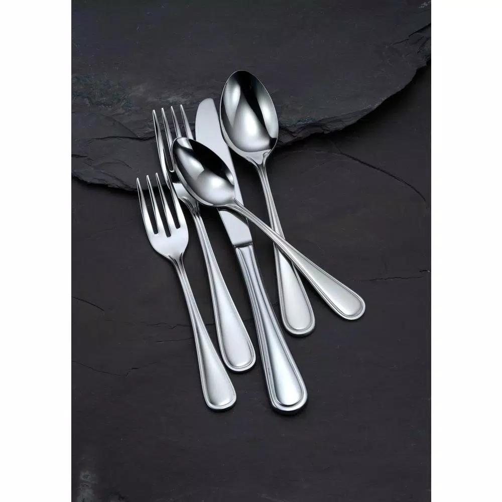 Oneida New Rim II 18/0 Stainless Steel Round Bowl Soup Spoons (Set Of 12) - Image 4