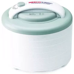 Nesco American Harvest Snackmaster 6-Tray Dehydrator And Jerky Maker In White